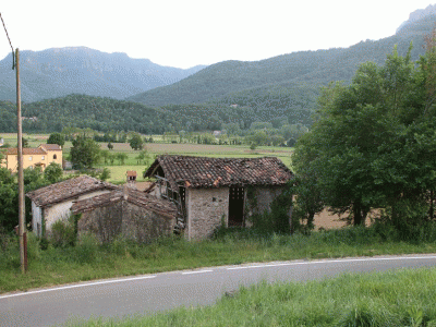 Finca rústica en la Vall d'en Bas EN VENTA - El Mallol - La Vall d'en Bas